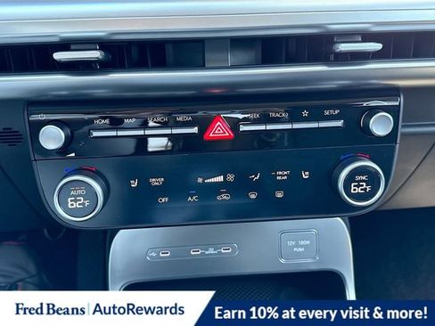 New 2026 Hyundai Ioniq 9 SE AWD/4WD image 12