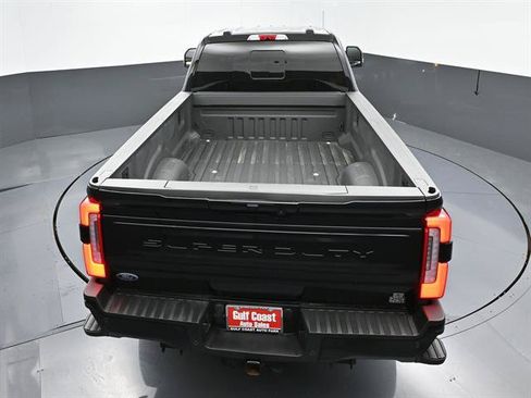 Used 2025 Ford F350 Platinum w/ FX4 Off-Road Package AWD/4WD image 43