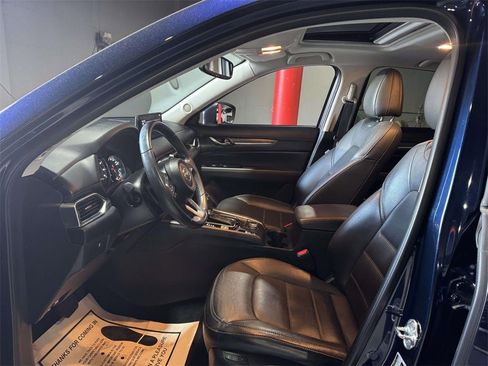 Used 2022 MAZDA CX-5 AWD 2.5 S w/ Premium Package image 17