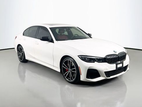 Used 2022 BMW M340i xDrive w/ Premium Package image 3