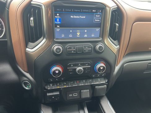 Used 2023 Chevrolet Silverado 2500 High Country image 9