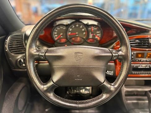 Used 1999 Porsche Boxster image 25