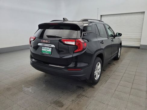 Used 2022 GMC Terrain SLE w/ Driver Convenience Package image 9