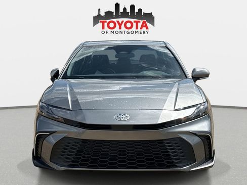 New 2026 Toyota Camry SE image 8