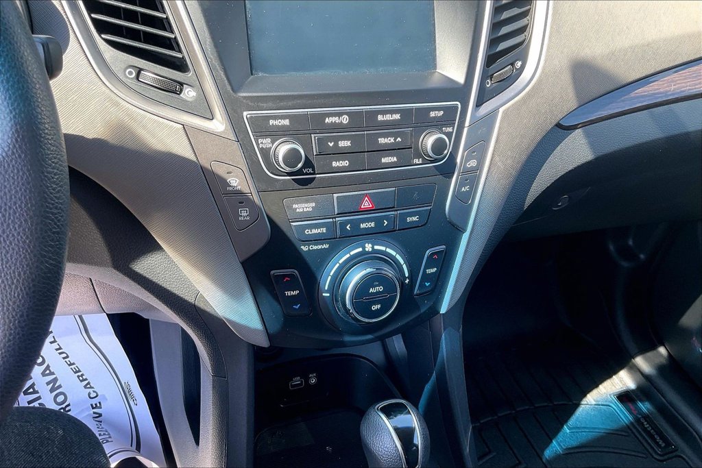 Used 2017 Hyundai Santa Fe Sport FWD image 35