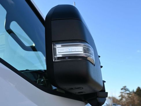 New 2026 Ford F250 Lariat w/ Black Appearance Package AWD/4WD image 17