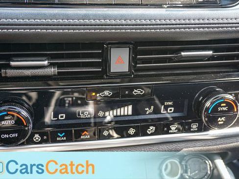Used 2023 Nissan Rogue SL w/ SL Premium Package FWD image 29
