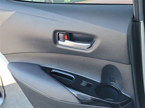 Used 2020 Toyota Corolla SE image 19