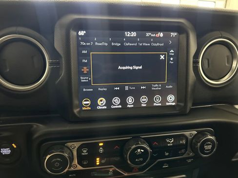 Used 2023 Jeep Wrangler Unlimited Sahara w/ Cold Weather Group image 22