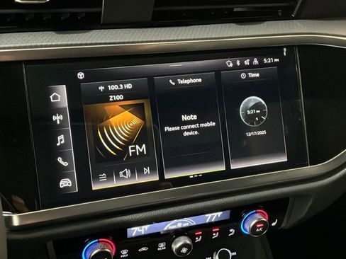 New 2025 Audi Q3 2.0T Premium image 2