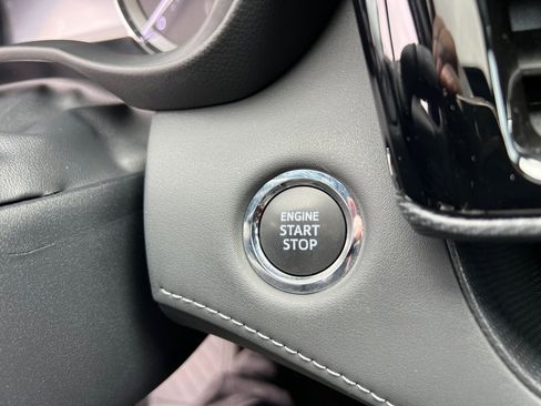 Used 2023 Toyota Highlander XSE image 20