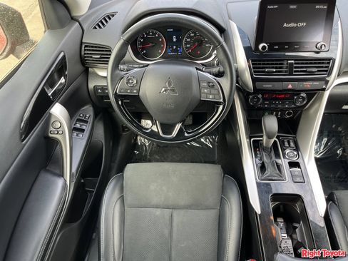 Used 2024 Mitsubishi Eclipse Cross AWD image 16