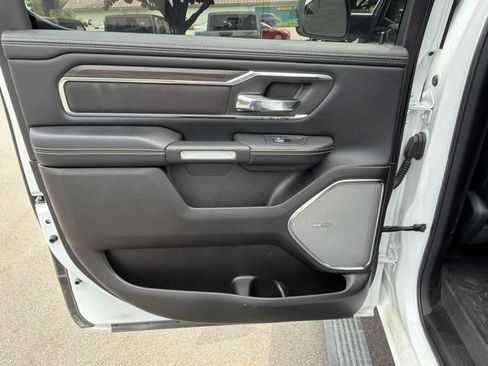 Used 2025 RAM 1500 Laramie w/ Night Edition AWD/4WD image 15