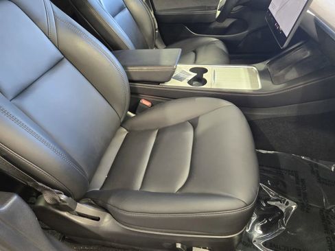 Used 2022 Tesla Model 3 RWD image 7