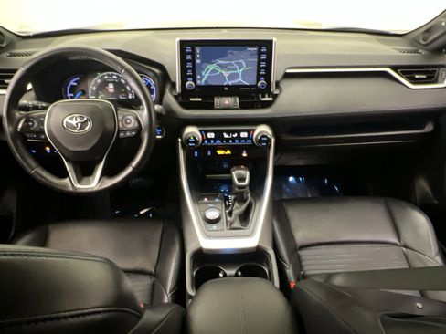 Used 2019 Toyota RAV4 XSE image 21
