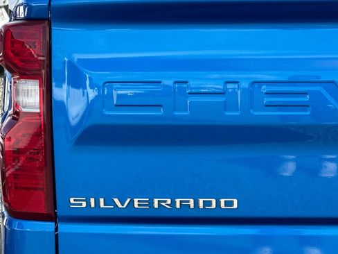 Used 2025 Chevrolet Silverado 1500 LT AWD/4WD image 44