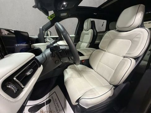 Used 2025 Lincoln Aviator Black Label image 12