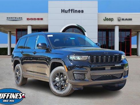 New 2025 Jeep Grand Cherokee L Altitude image 1