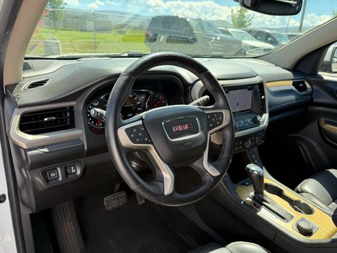 Used 2017 GMC Acadia Denali w/ Technology Package AWD/4WD image 12