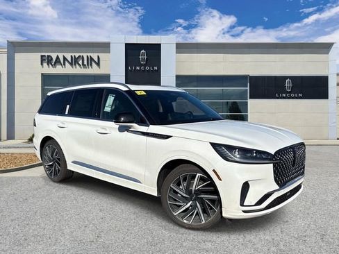 New 2026 Lincoln Aviator Black Label w/ Dynamic Handling Package AWD/4WD image 1