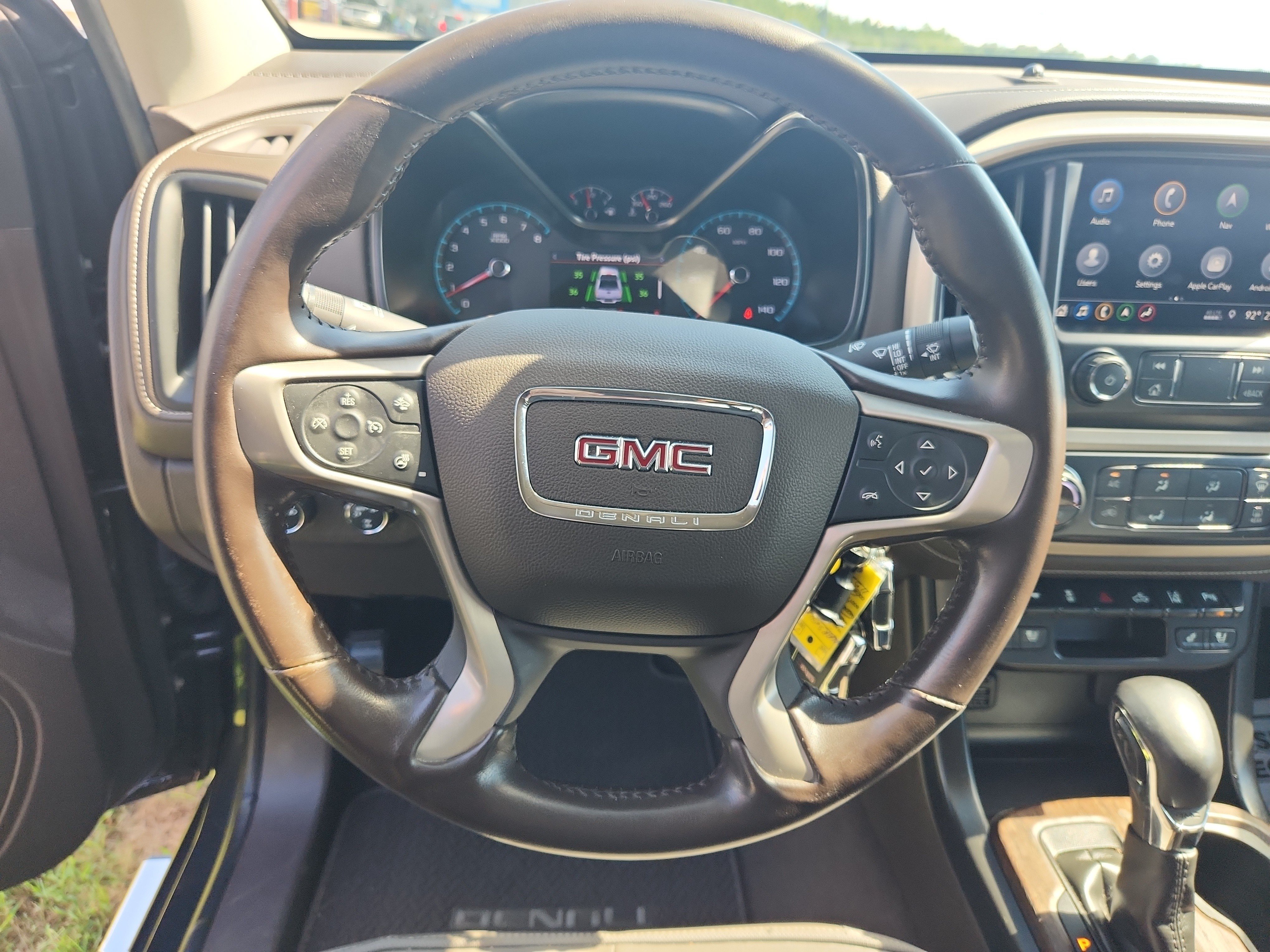 Used 2022 GMC Canyon Denali AWD/4WD image 19