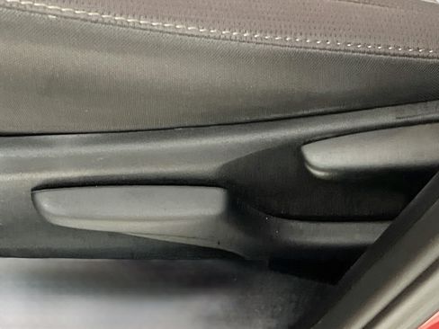 Used 2014 Toyota RAV4 XLE FWD image 16