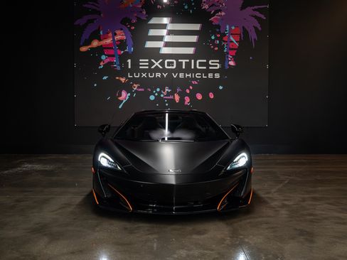 Used 2020 McLaren 600LT Spider RWD image 6