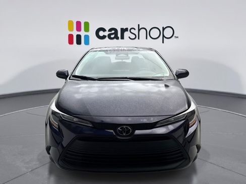 Used 2025 Toyota Corolla LE FWD image 8