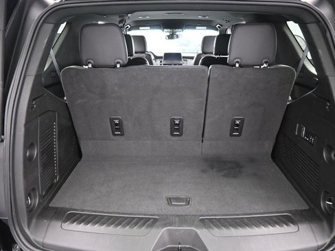 Used 2022 Chevrolet Tahoe LT w/ Luxury Package image 48