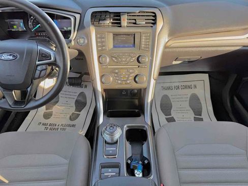 Used 2018 Ford Fusion S image 24