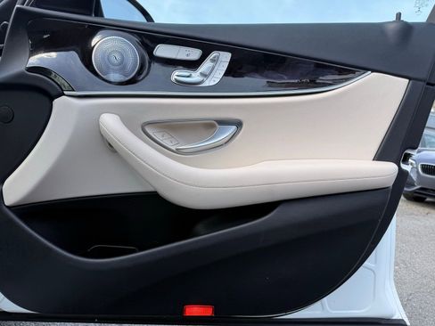 Used 2019 Mercedes-Benz E 300 image 36