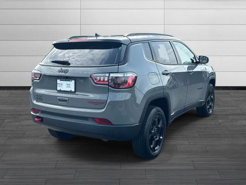 Used 2024 Jeep Compass Trailhawk AWD/4WD image 5