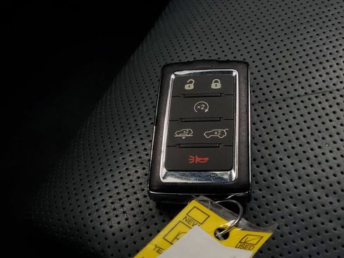 Used 2023 Jeep Grand Wagoneer Series II AWD/4WD image 29