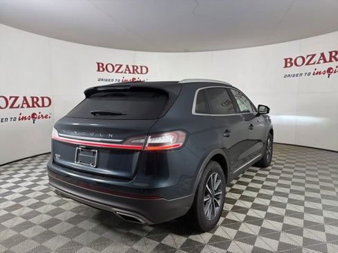 Used 2022 Lincoln Nautilus FWD image 8