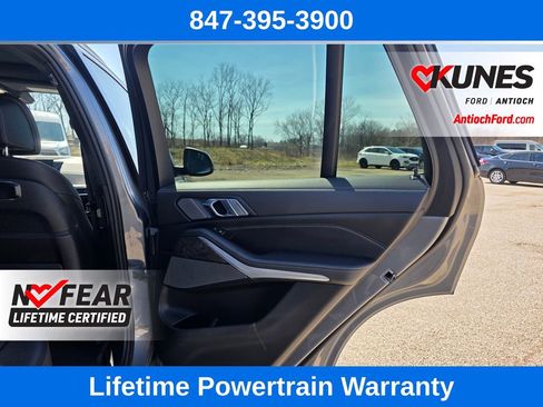 Used 2024 BMW X5 xDrive40i w/ Premium Package image 27
