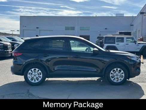 New 2026 Ford Escape Active w/ Active Premium Tech Pack image 6