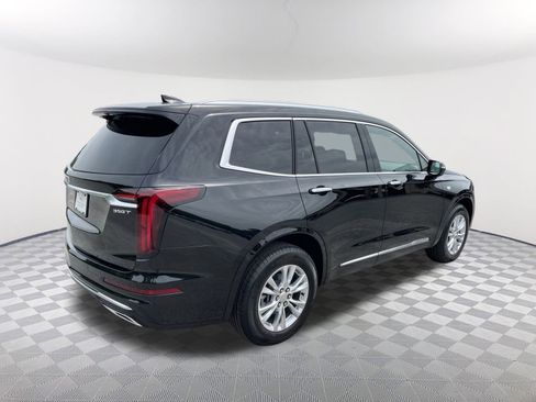 New 2025 Cadillac XT6 Luxury image 8