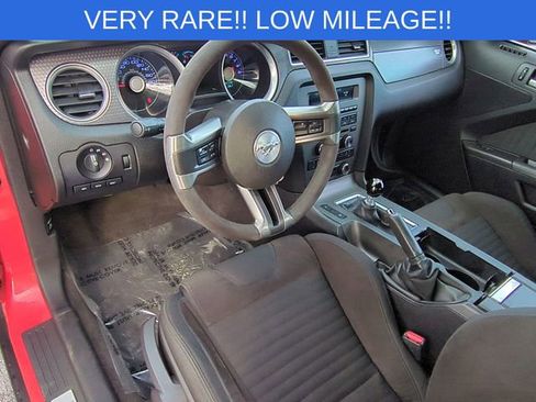 Used 2012 Ford Mustang Boss 302 w/ Boss 302 Accessory Pkg image 12