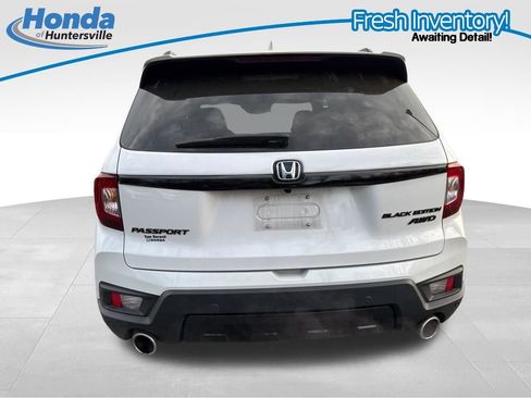 Used 2024 Honda Passport Black Edition image 7