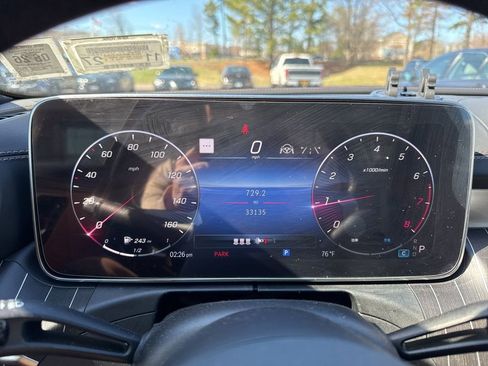 Used 2023 Mercedes-Benz C 300 4MATIC Sedan image 7