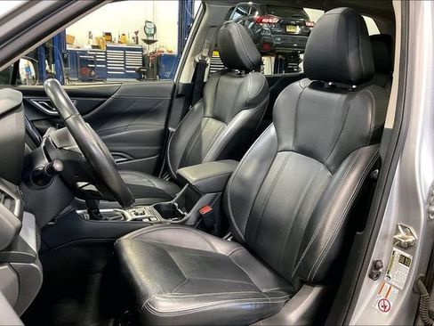 Used 2019 Subaru Forester Limited AWD/4WD image 25