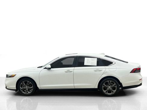 Used 2023 Honda Accord EX image 8