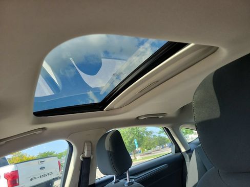 Certified 2020 Ford Fusion SE FWD image 31
