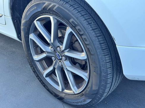 Used 2017 Volvo XC60 T6 Dynamic w/ Climate Package AWD/4WD image 22