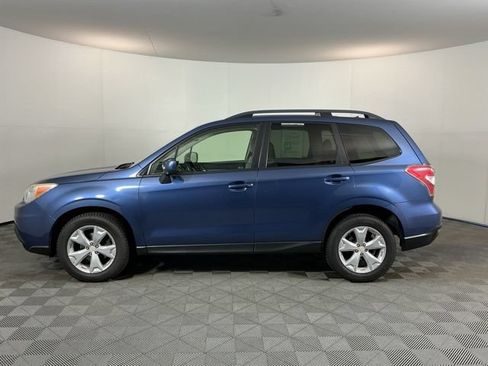 Used 2014 Subaru Forester 2.5i Premium AWD/4WD image 8