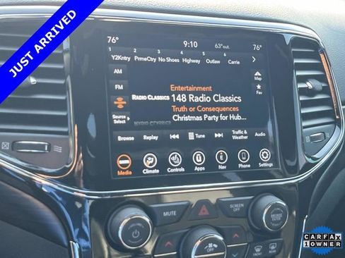 Certified 2022 Jeep Grand Cherokee Laredo X image 33