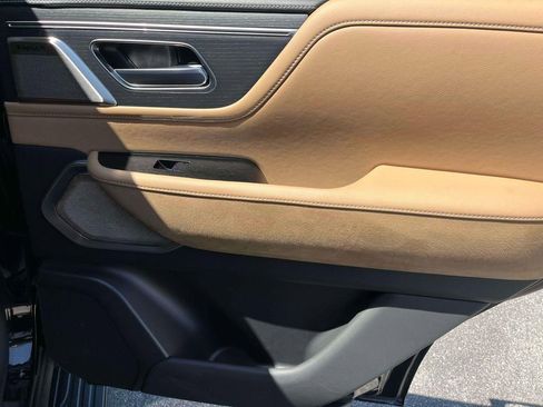 Used 2025 INFINITI QX80 Sensory AWD/4WD image 20