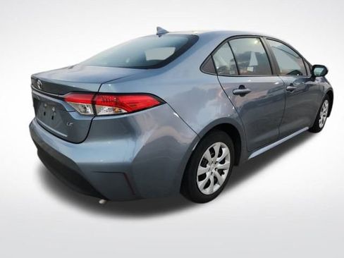 Used 2024 Toyota Corolla LE image 8