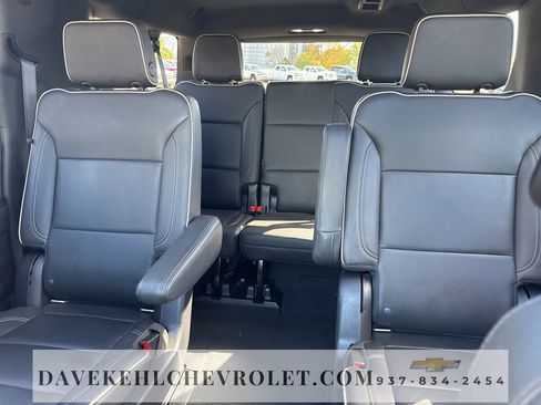 Used 2021 GMC Yukon XL SLT w/ SLT Premium Package image 22