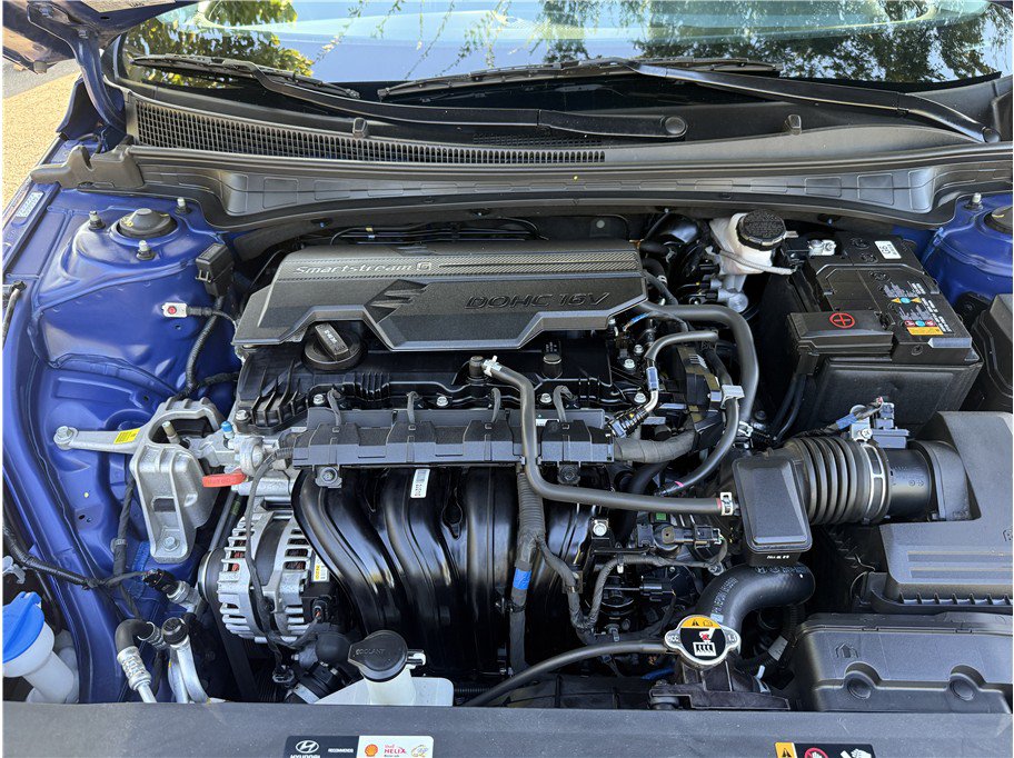 Used 2023 Hyundai Elantra SEL w/ Cargo Package FWD image 13